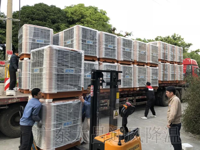 潤東方環(huán)?？照{(diào)告訴您車間需要什么樣的降溫設(shè)備